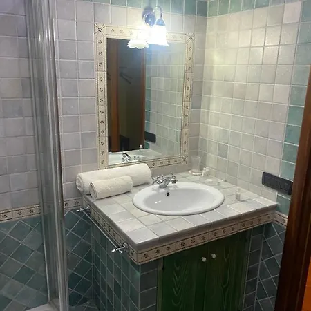 Colle De Siena Hotel *